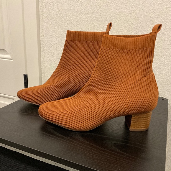 JOIE Boot Bootie Neely Knit Cognac Block Heel  Ribbed Sock Size 9 - Picture 2 of 10